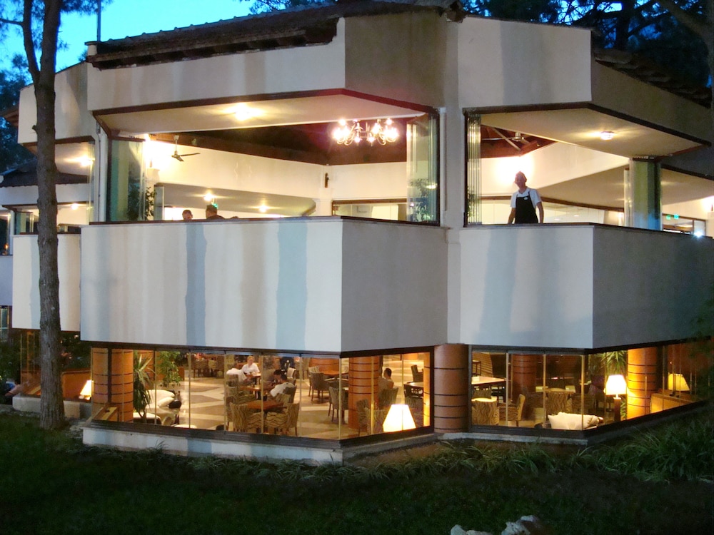 Champion Holiday Village - All Inclusive