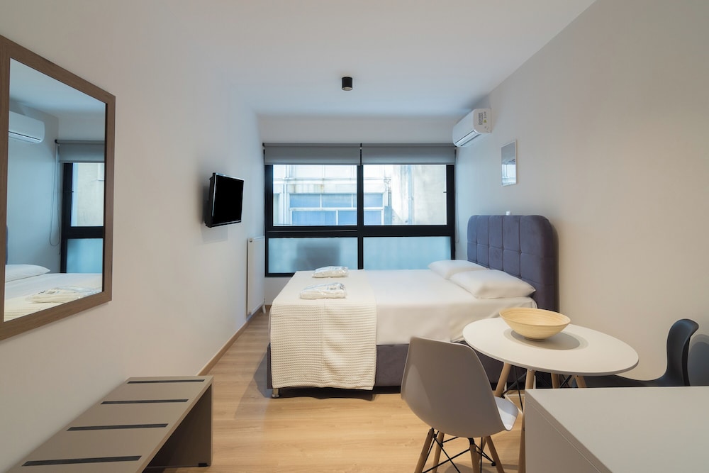 Leochares Lifestyle Apartments