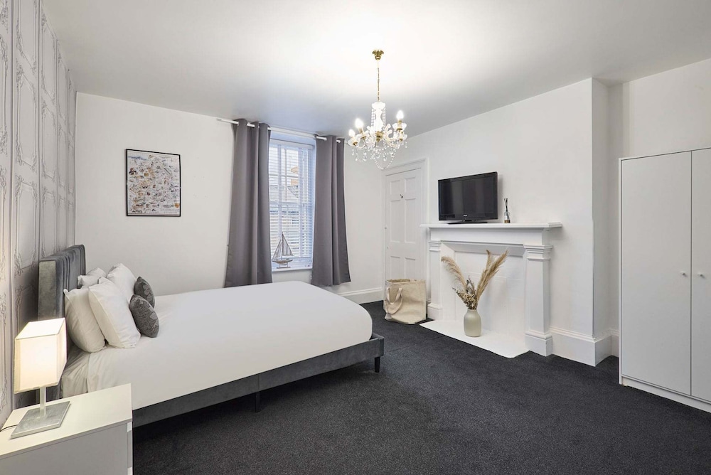 Host Stay Queen Street Apartment