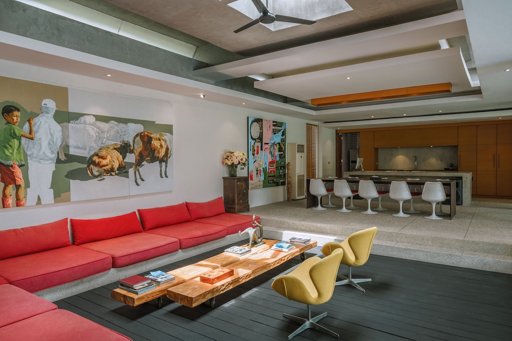 lounge