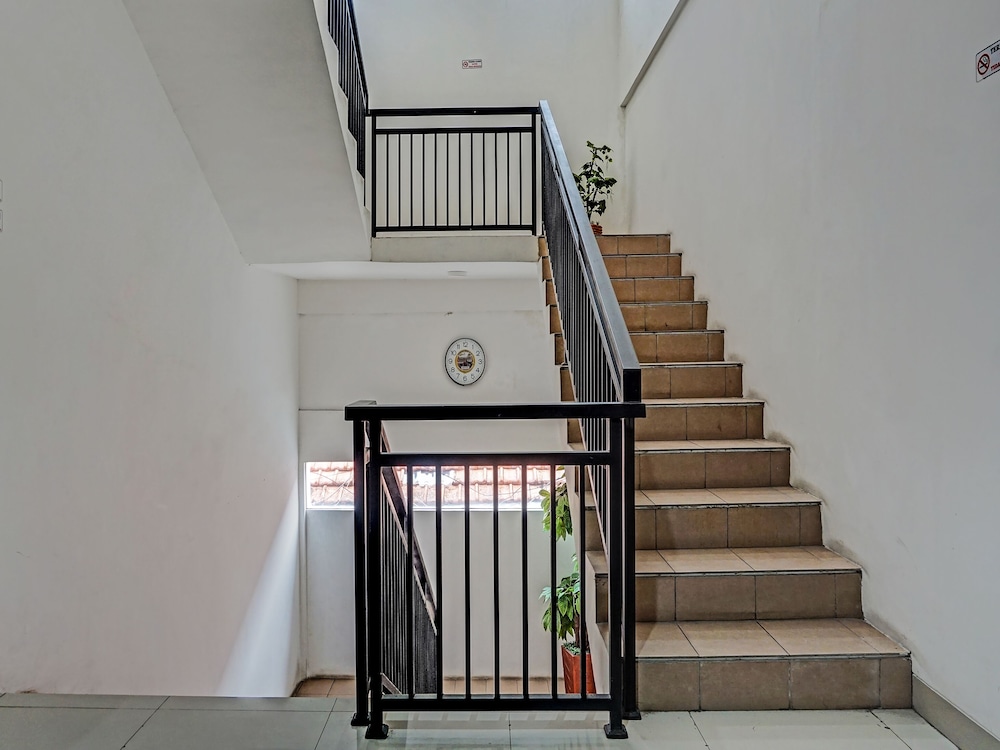 OYO 91812 Nh Kost Syariah - Property Image 22