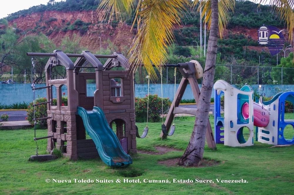 Nueva Toledo Suites & Hotel