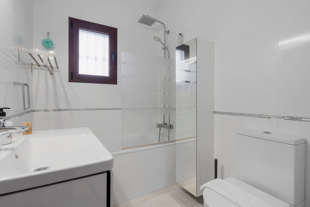La Campana Apartment With Pool - Ref 60