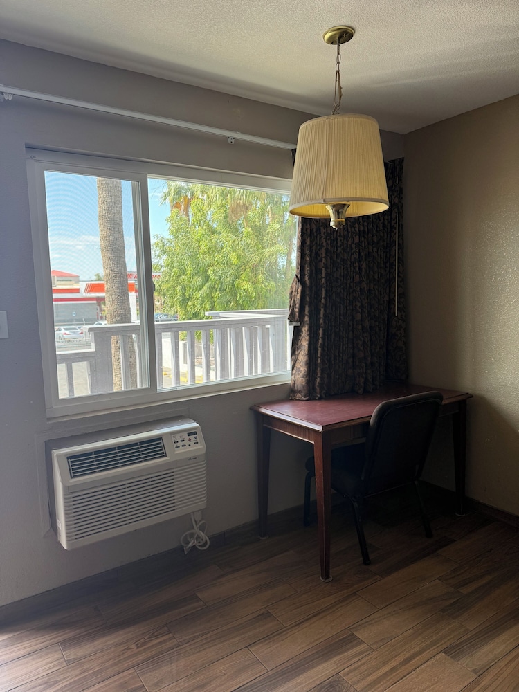 Torch Lite Lodge