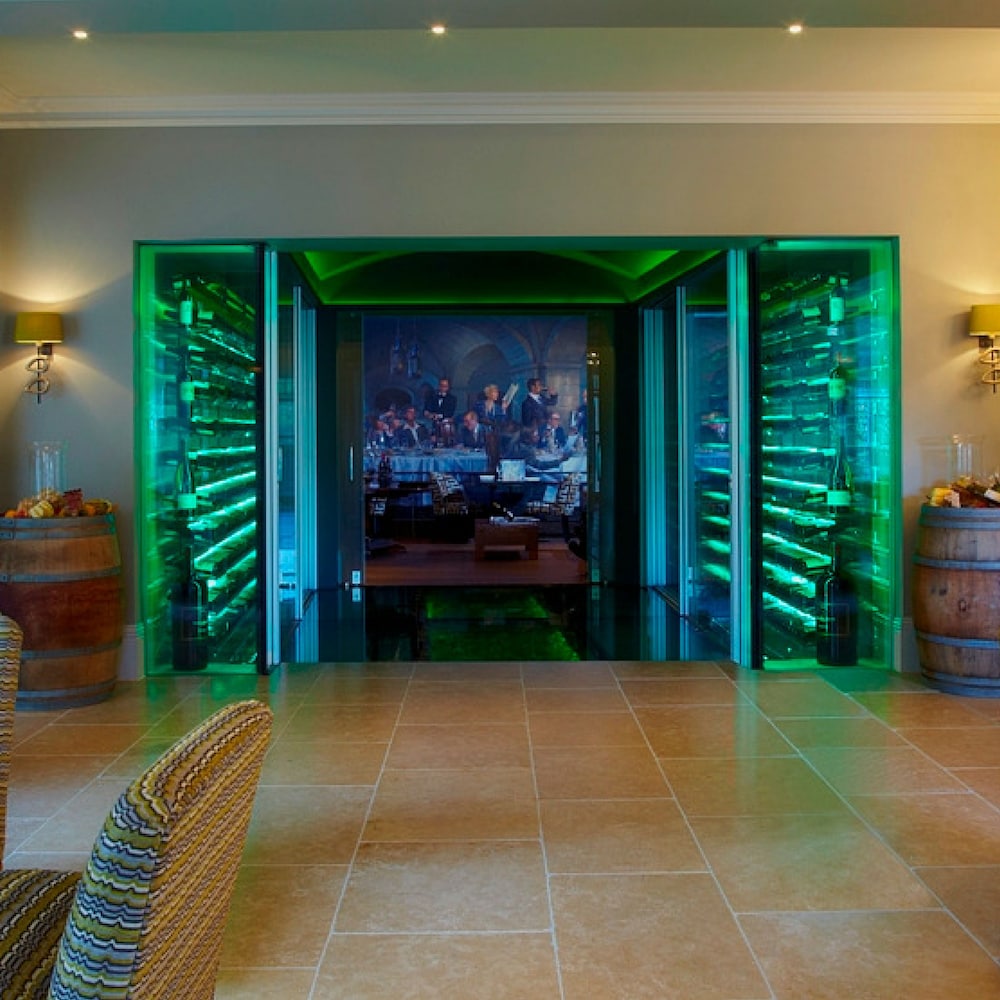 Newbury Vacations - The Vineyard - Property Image 2
