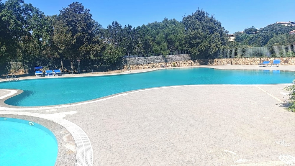 Residence with pool in Porto Rotondo