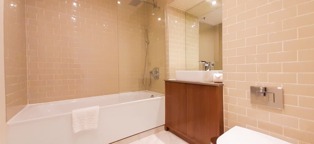 MySquare Apartments Canary Wharf