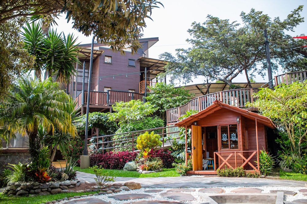Monteverde Cloud Forest Vacations - Hotel  Spa Poco a Poco - Property Image 1