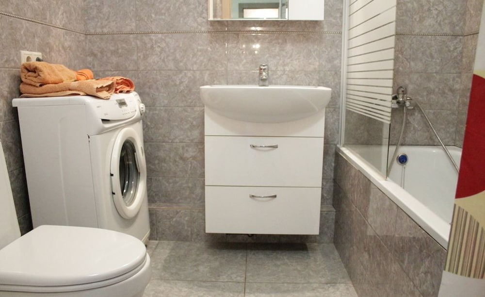 LOFT STUDIO Oktyabrya 52