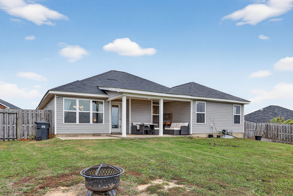 Peaceful Family Retreat Near Augusta 3 Bedroom Home