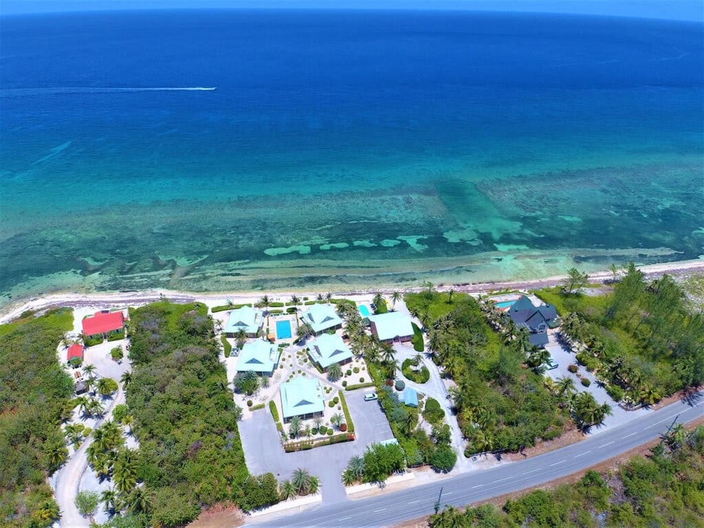 Luxury 3bd Ocean View 1 Cream Stunning Views