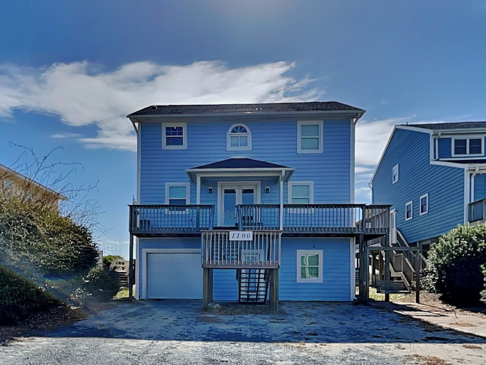 A Grande Green by Topsail Realty