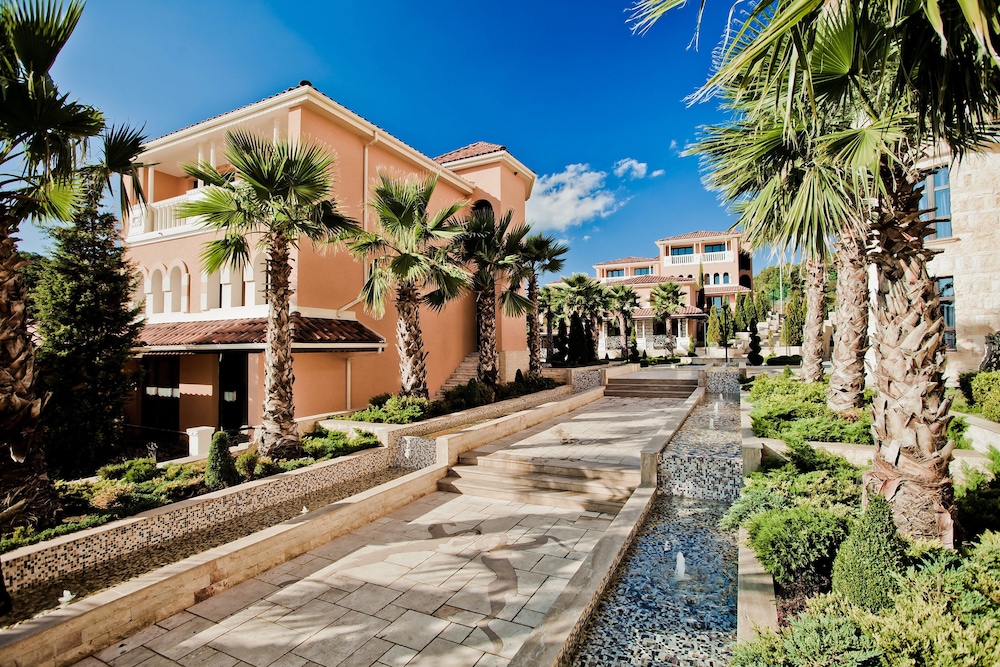 Villas Elenite Premium