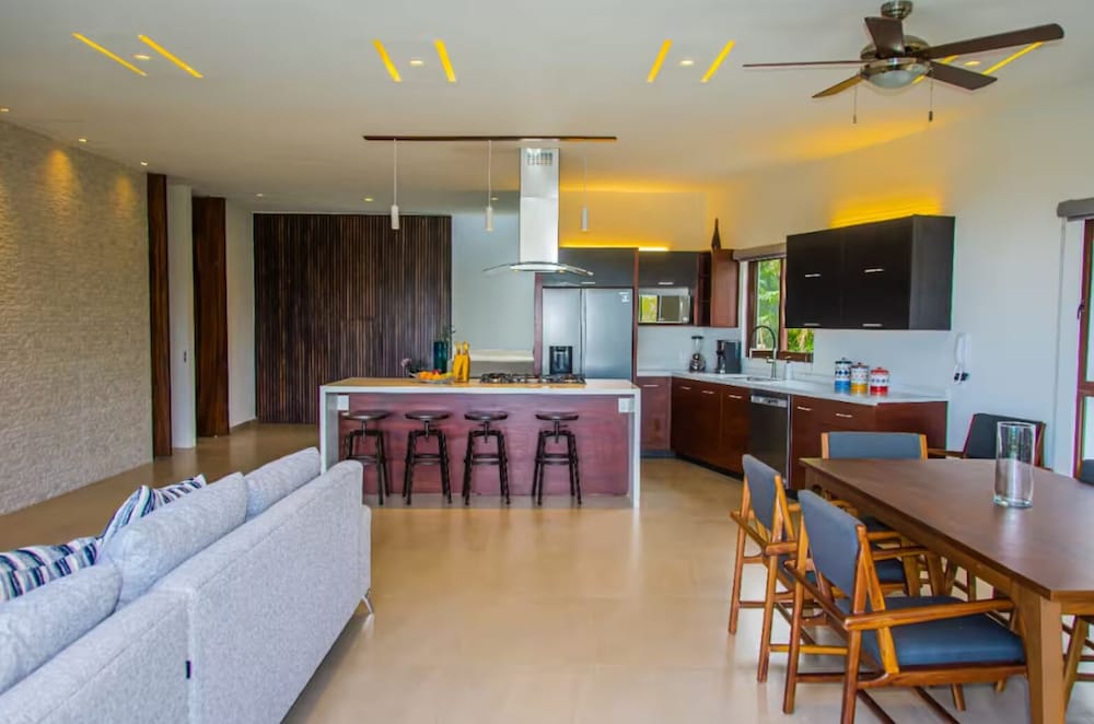 Luxury 4BR Villa with Pool