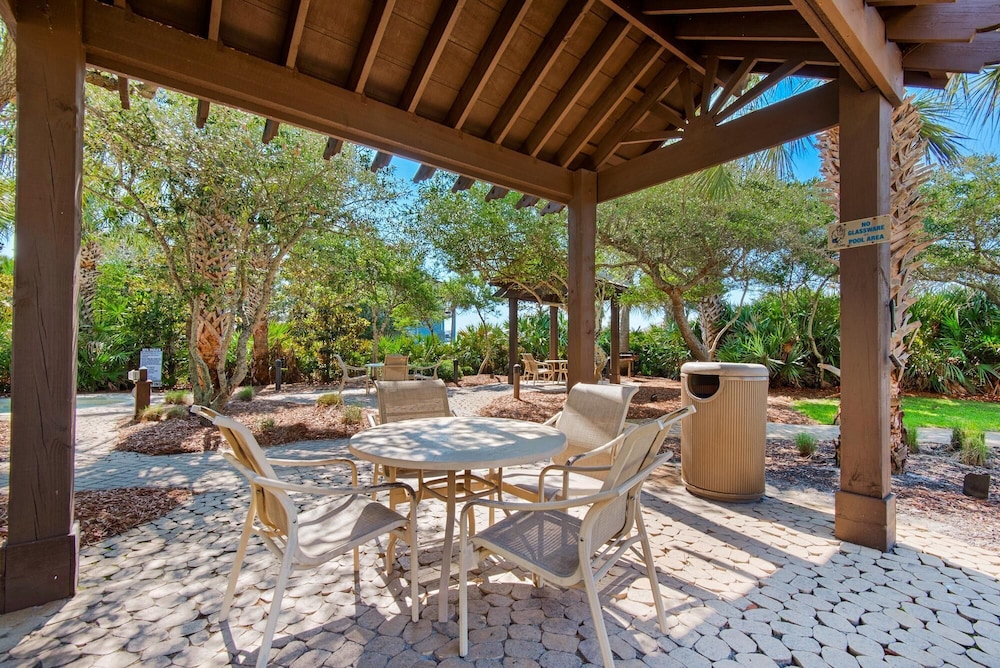 Beach Resort 514