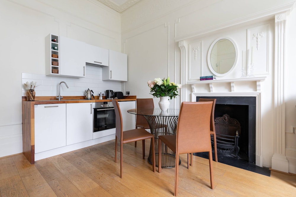 Pembridge Villas VI by Onefinestay