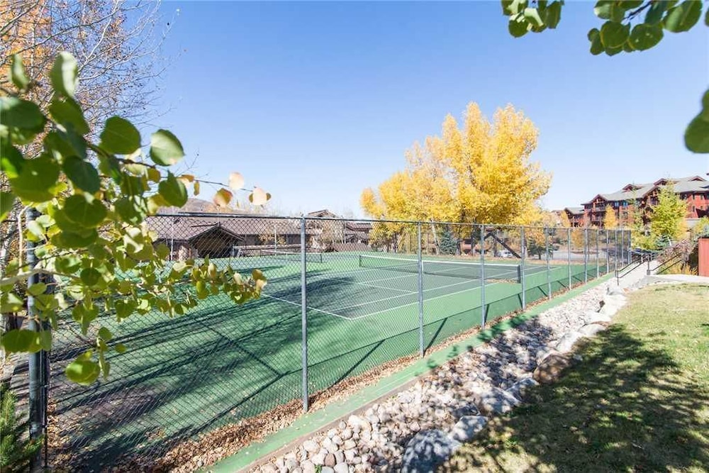 4110 Aspen Lodge, Trappeur's Crossing Apartment 2