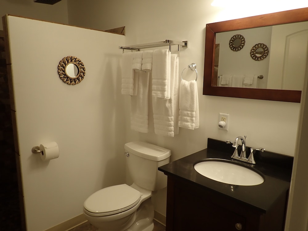 Pleasant Grove Inn