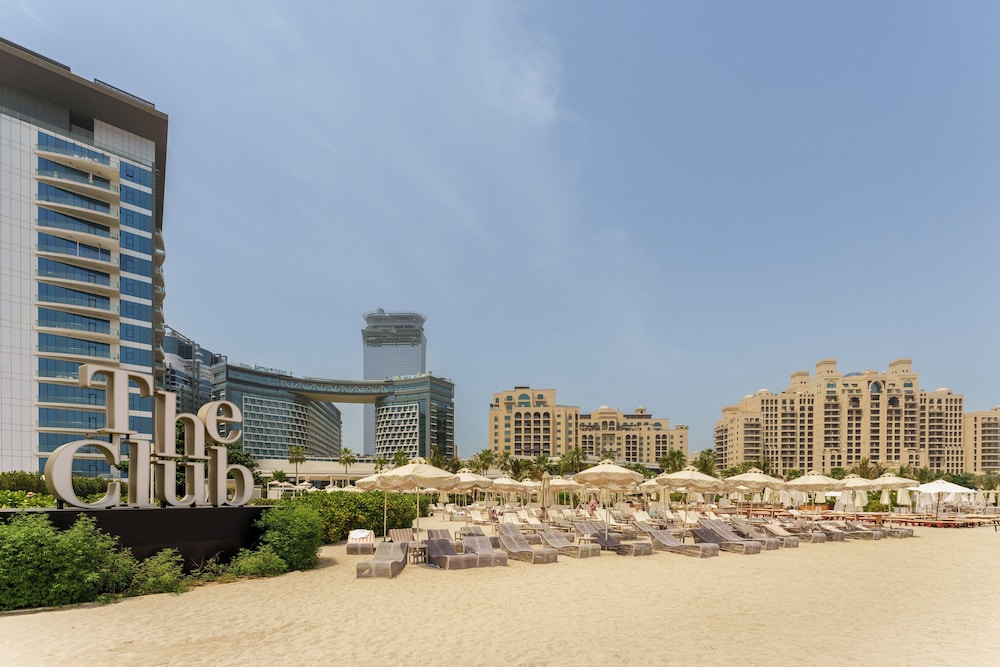 Marco Polo - New Studio | Private Beach | Infinity pool With View