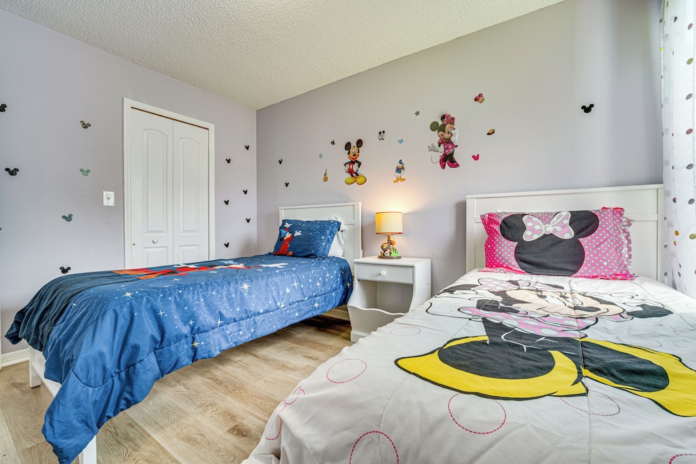 4 Mi to Wdw: Condo w/ Family-friendly Perks!