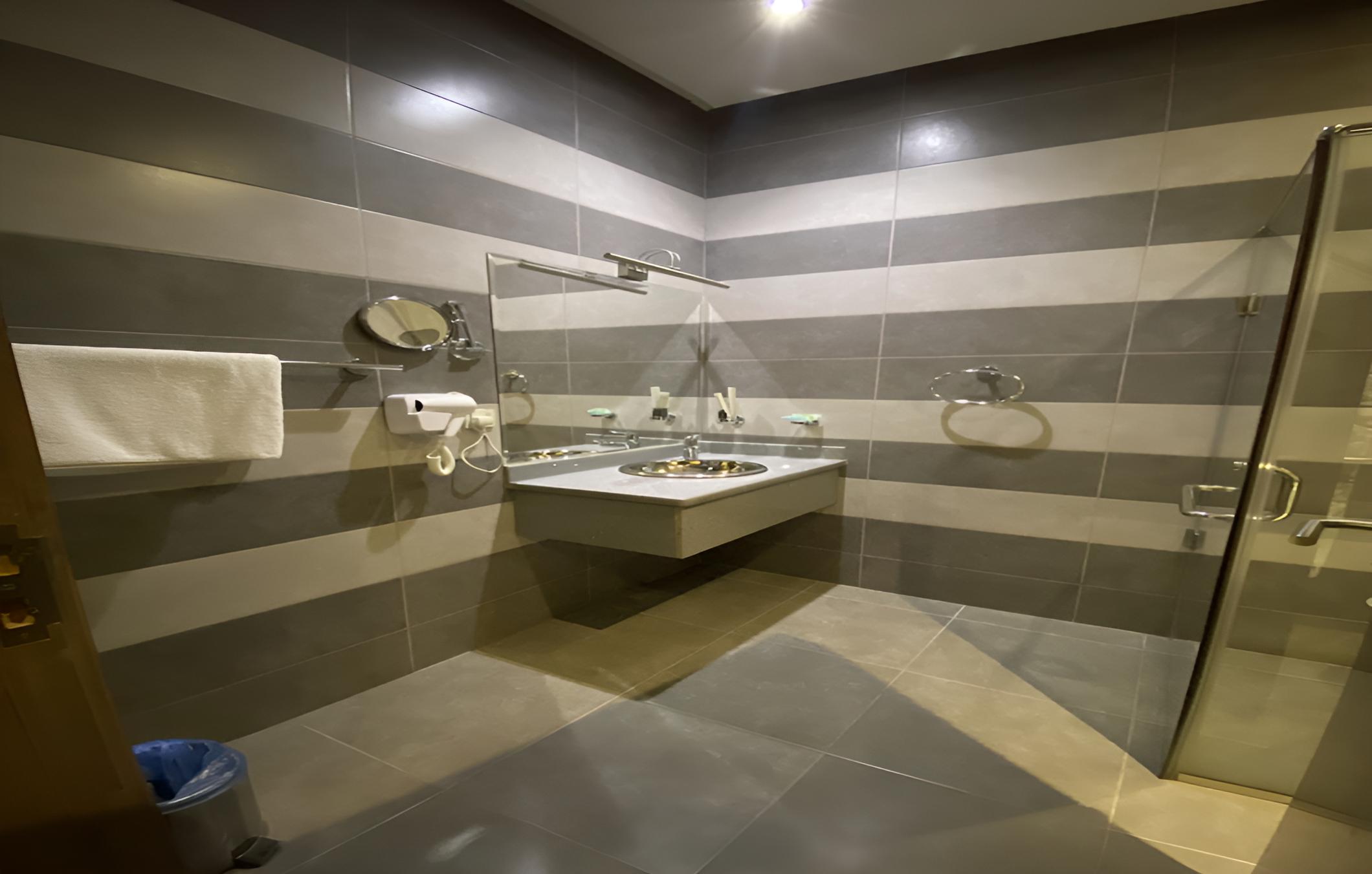 180 Degrees Hotel Almalqa