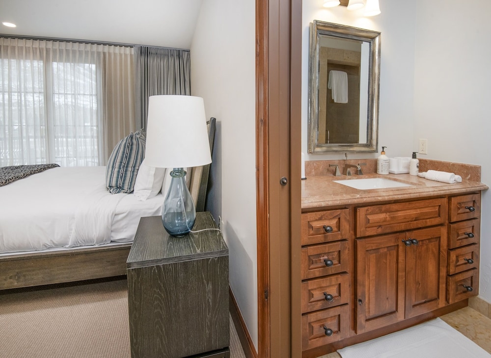 Vail Ski Resort Ritz Carlton Vacation Rentals