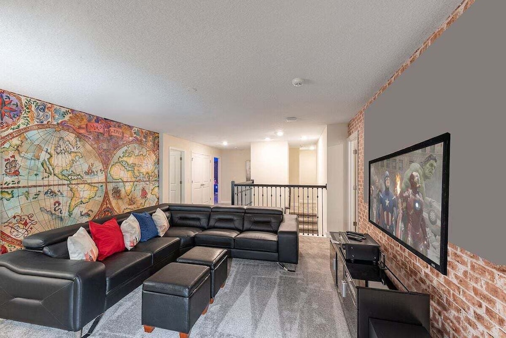 10br Storey Lake Home w/ Game Room, Pool & Spa Near Disney