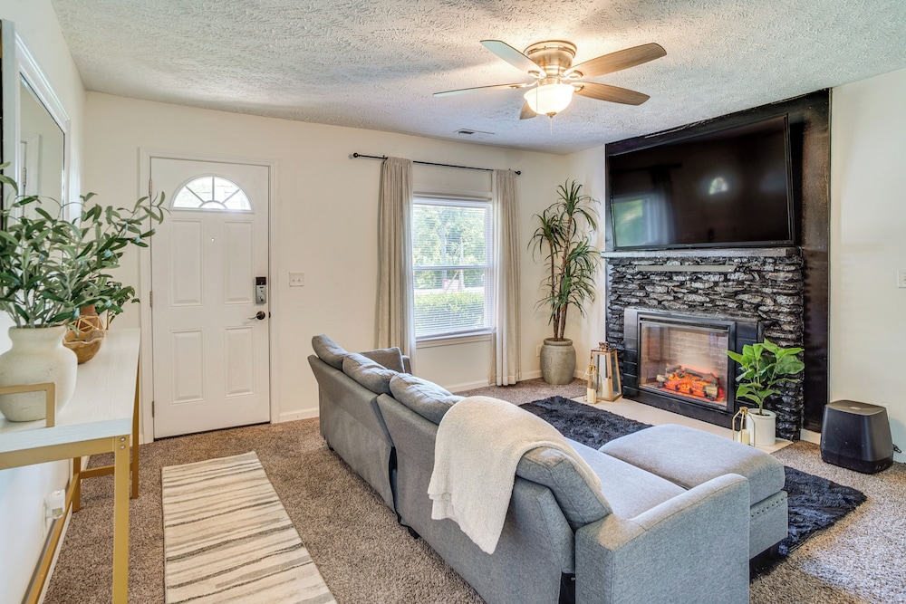 7 Mi to Broadway: Cozy, Quiet Whites Creek Retreat