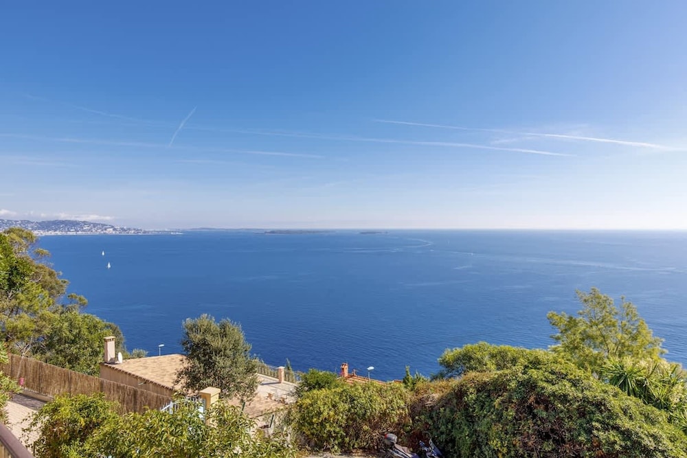 Magnificent Villa With sea View in Theoule sur Mer