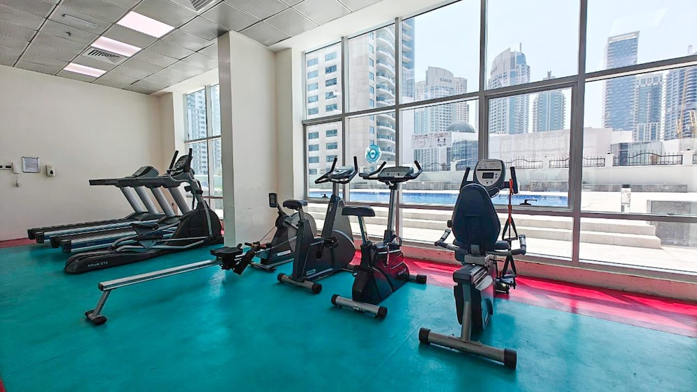 Cozy 1BR Gem in Marina With City Views