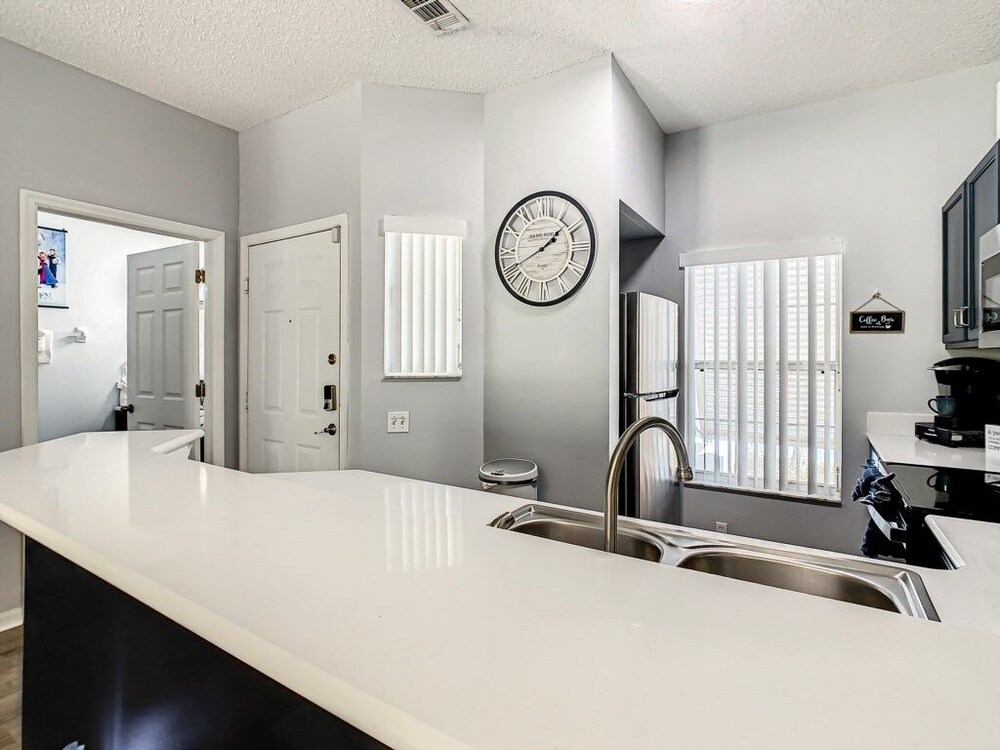 Terra Verde Resort: Townhome W/ Hottub Near Disney 3 Bedroom Townhouse