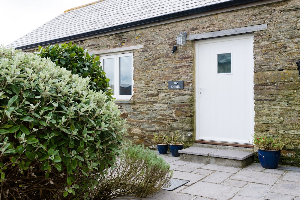 Degembris Cottages