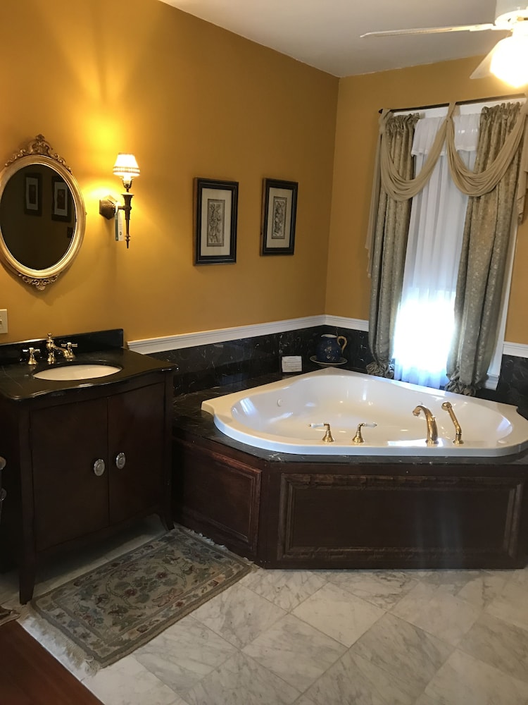 Edgewood Manor view 5