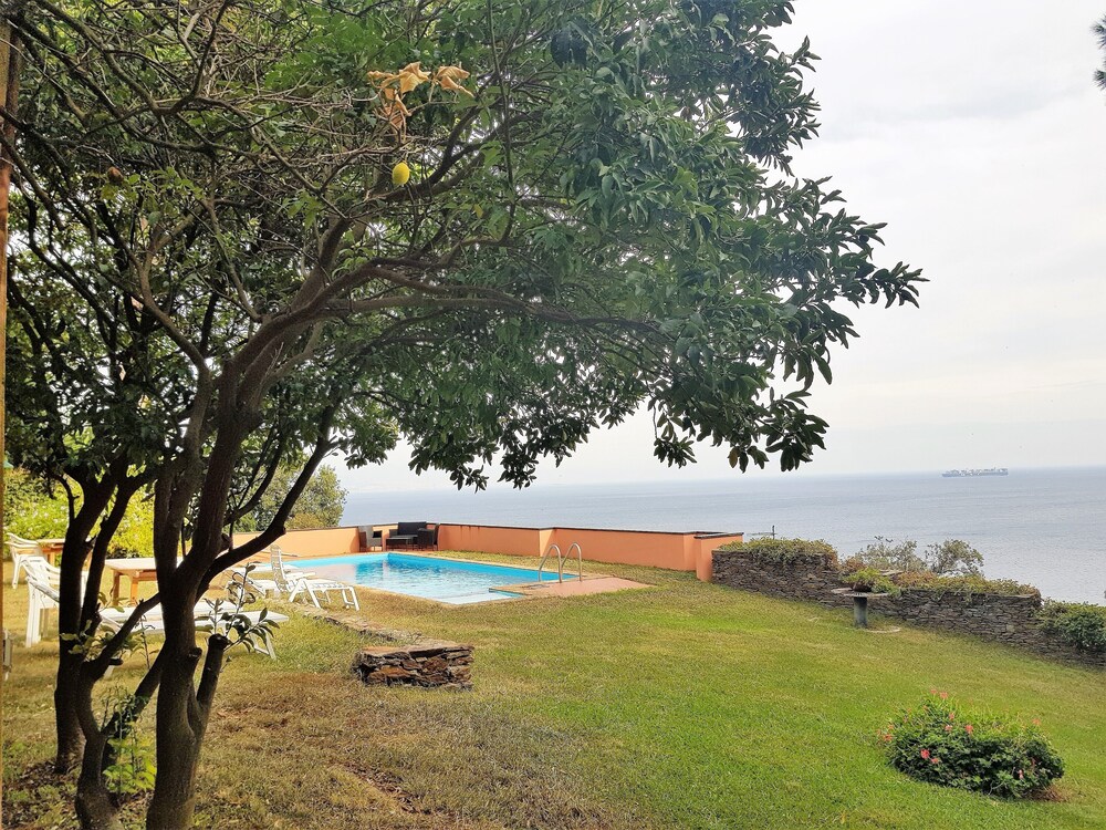 Villa Limoni