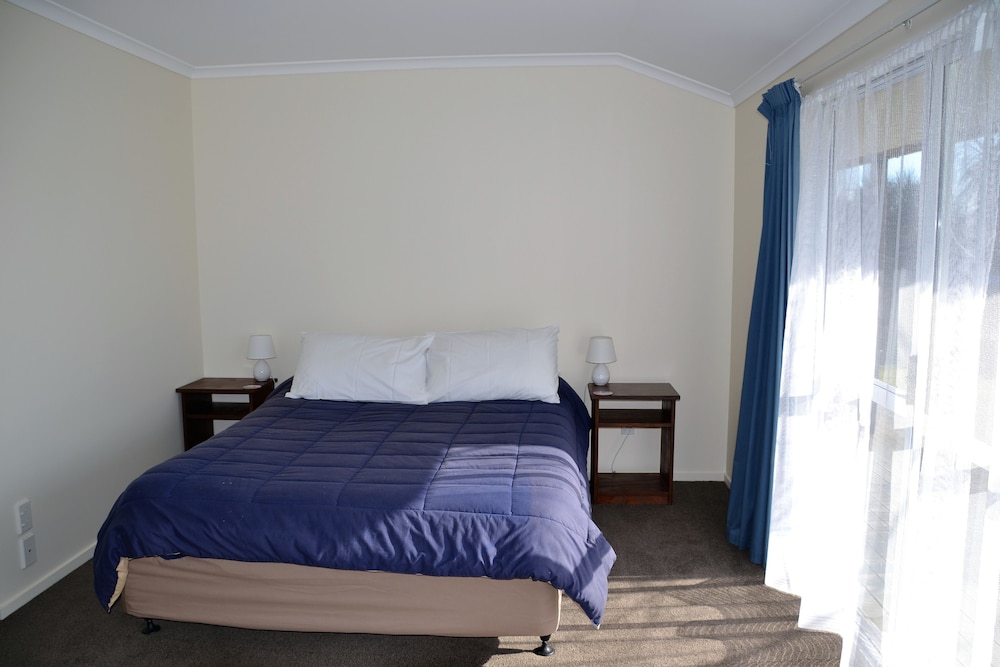 Catlins Gateway Motel view 2
