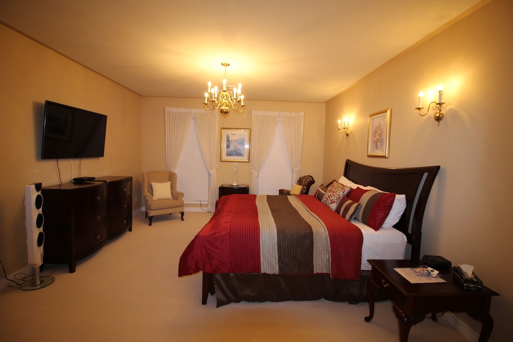 The White House Boutique Bed & Breakfast - Image 5