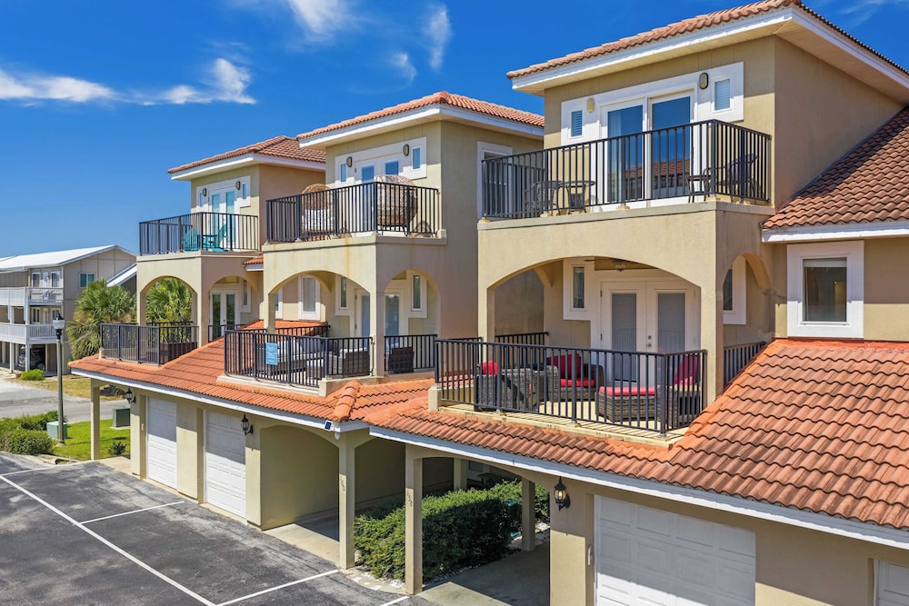 Southfields Retreat 4BR Getaway Near Laguna Beach, Carillon & Pier Park