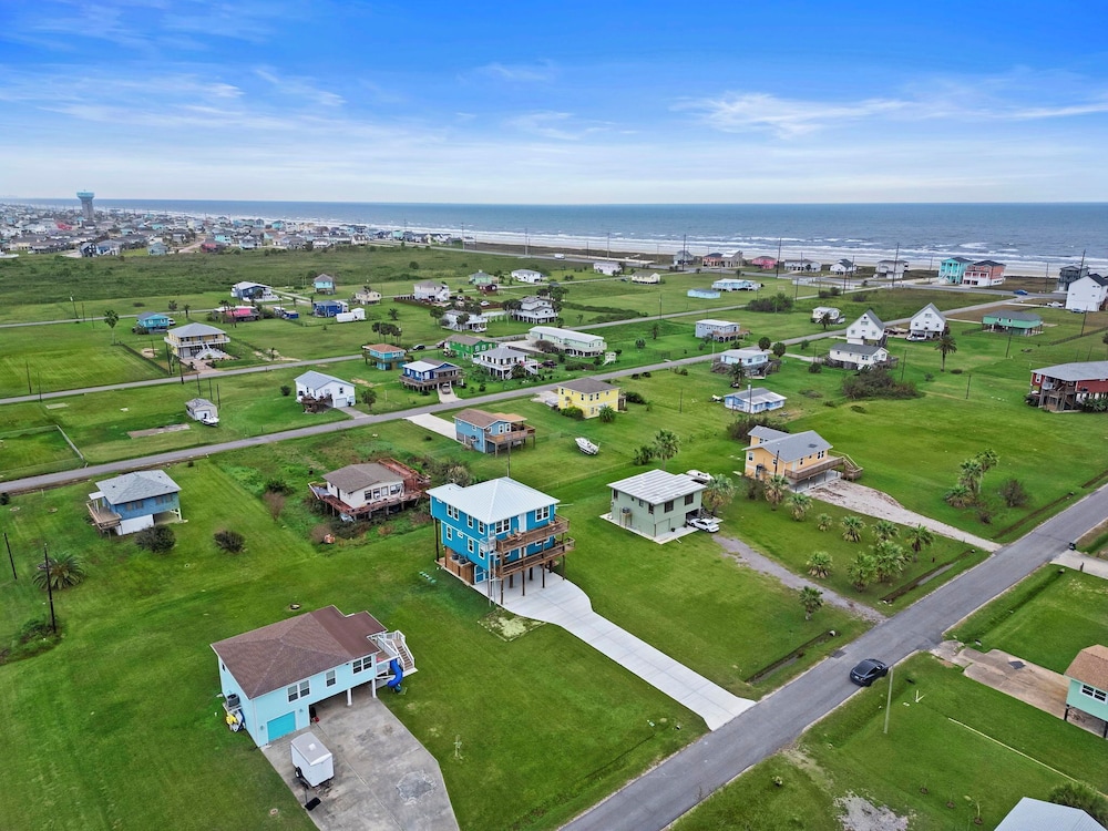 Coral Mountain by Ryson Vacation Rentals