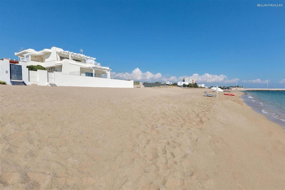 1685 Villa Diamante in Campomarino view 2