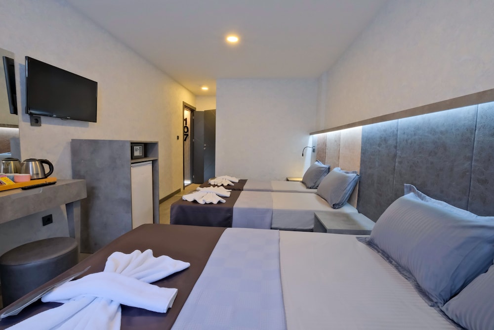 Kraliçe Oteli - Image 91