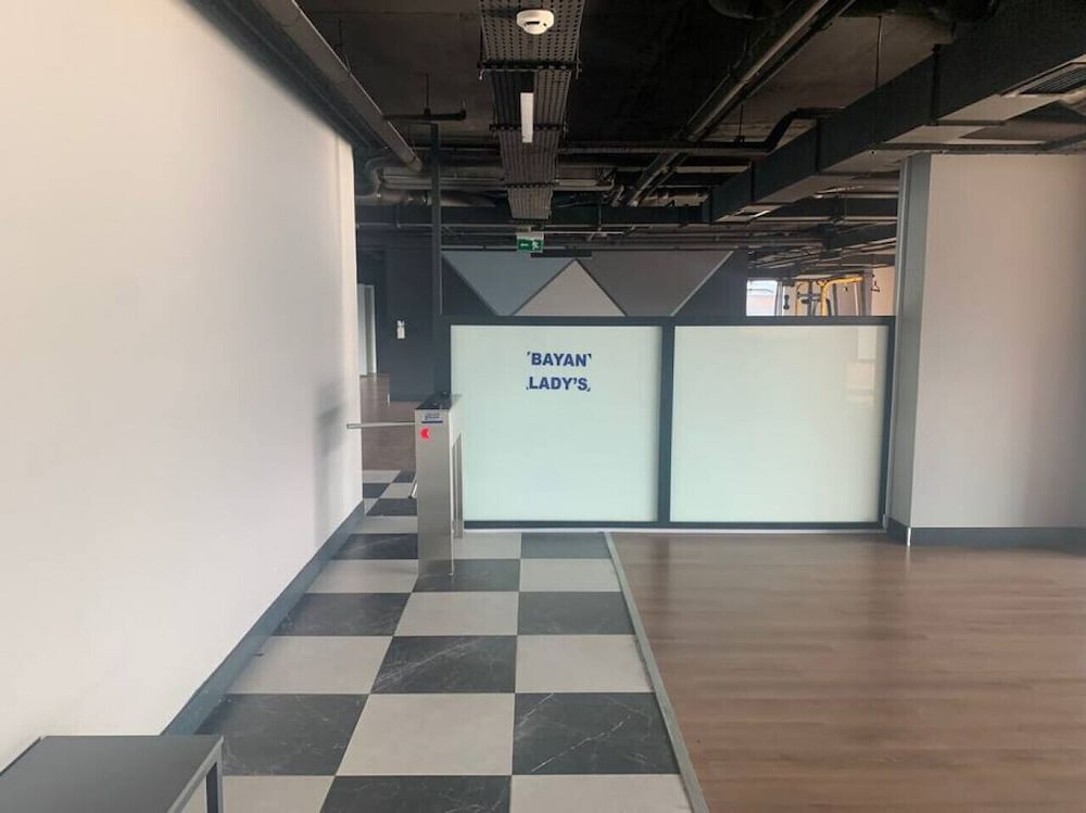 Brand-new 2 1 Apartment-near Mall of Istanbul