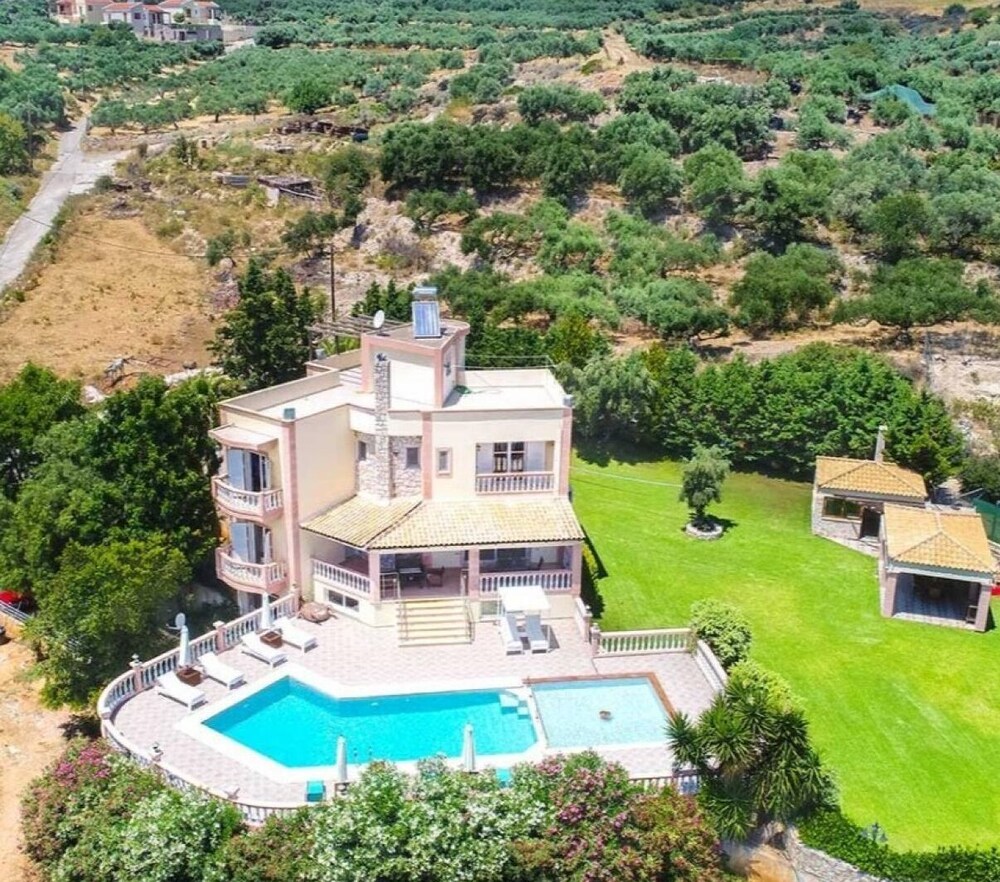 Villa Roula With Private Pool view 4