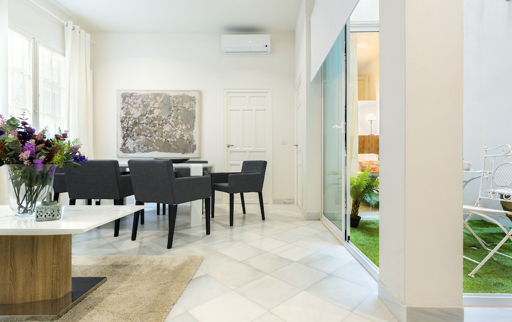 Genteel Home Galera I view 5