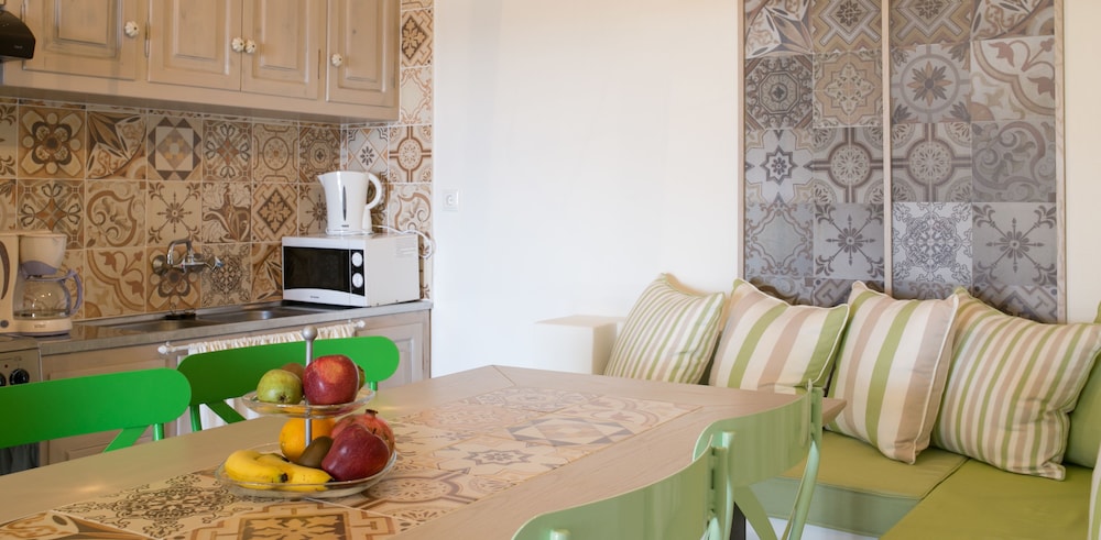 EOS Villa