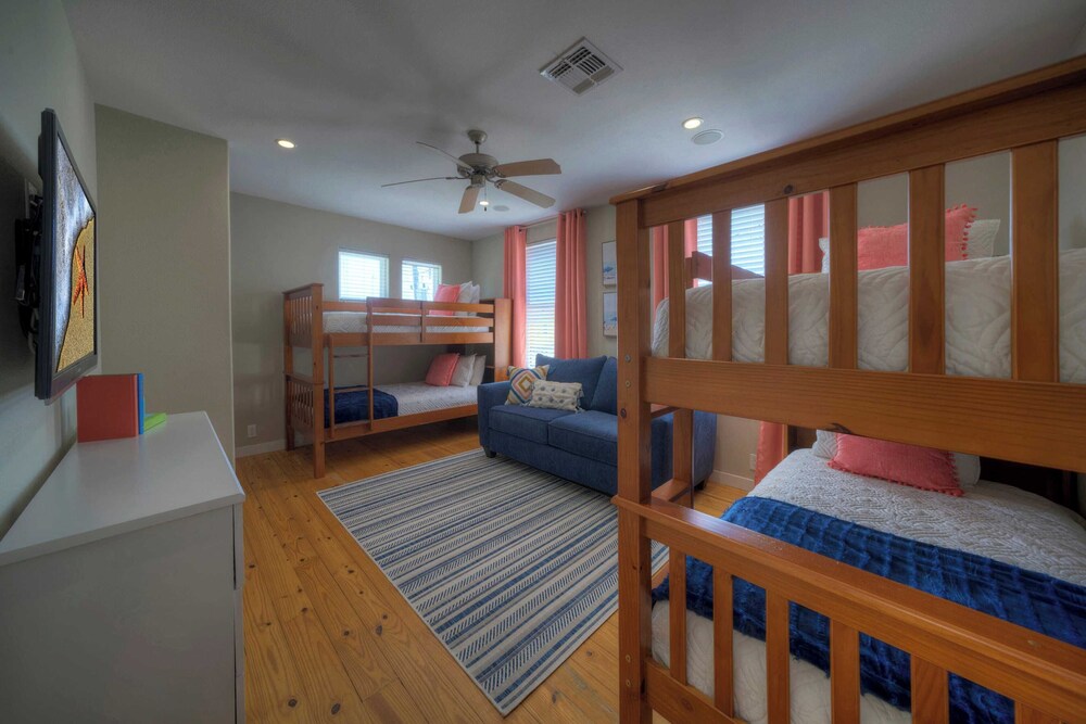 Pool Access, Private Patio Living, Near the Beach Seahorse Cove by Avantstay