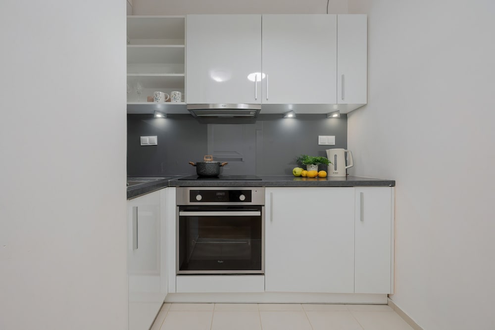 Studio Near The PGE Stadium by Renters