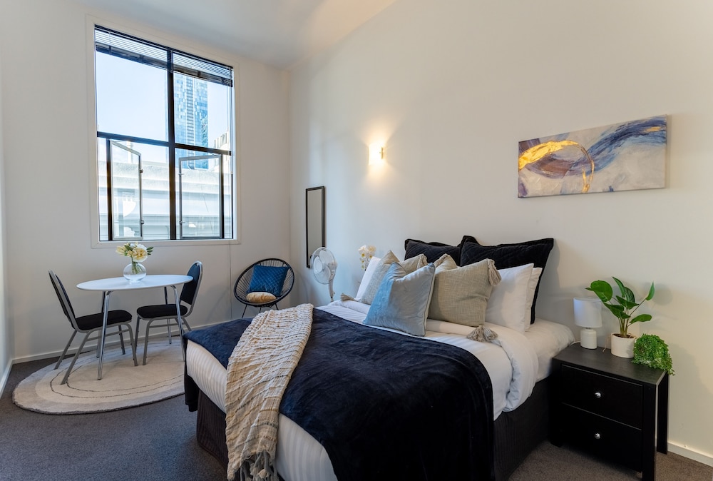 Bright CBD Studio -Near SkyTower-WiFi — Auckland