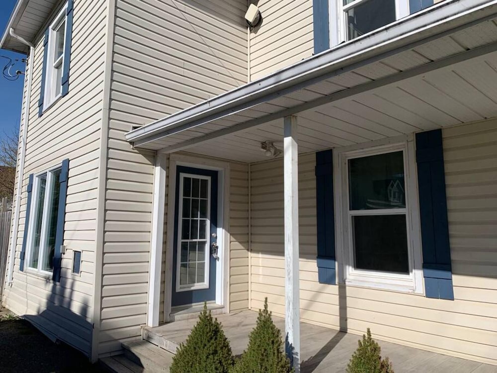 Bloomfield Bliss - Relax and Unwind - Image 2