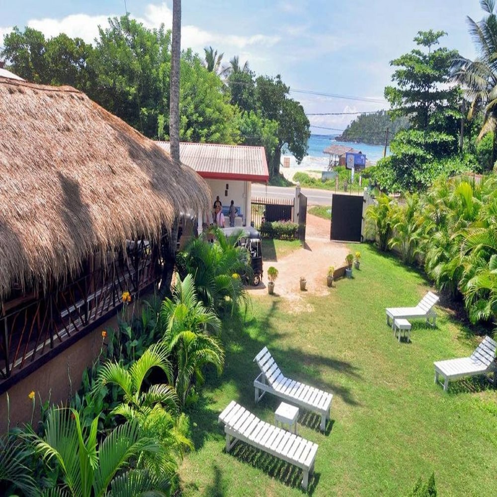 Vista Randiya Sea View Inn