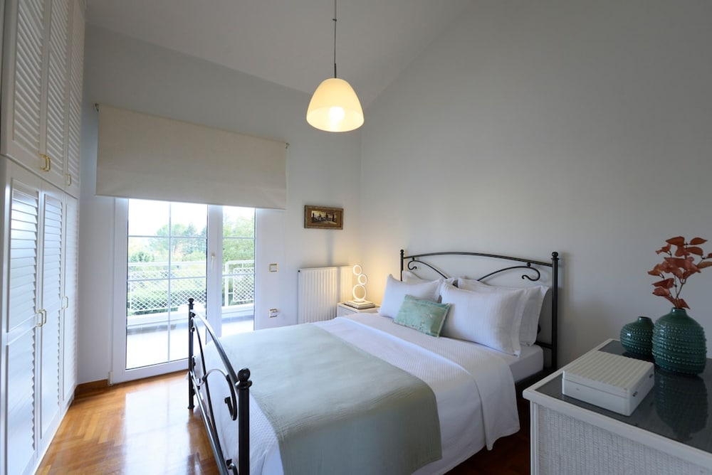 Escape Villa in Melissochori
